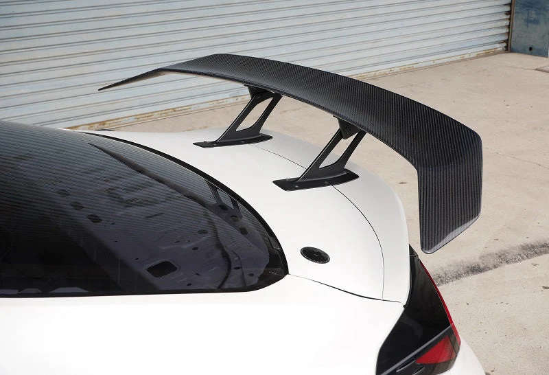 Alerón GT TYPE 12BL montaje central GR86/BRZ (base aluminio)