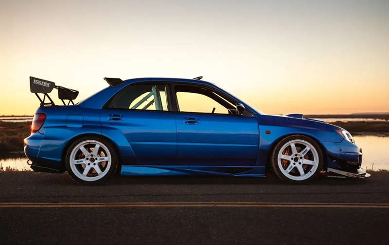 Faldón lateral Impreza GDB (FRP)