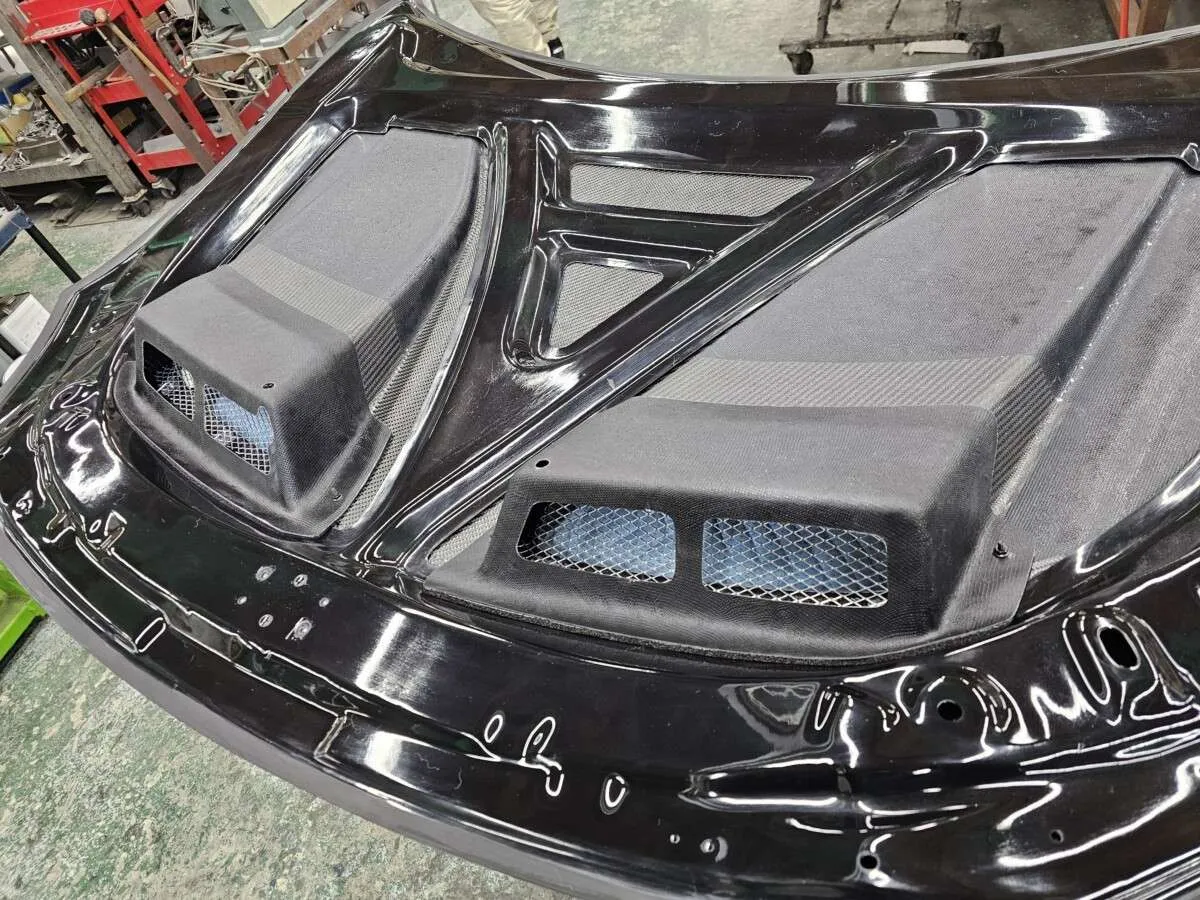 Funda de lluvia ventilada del capó Toyota GR86 de Voltex Racing (FRP)